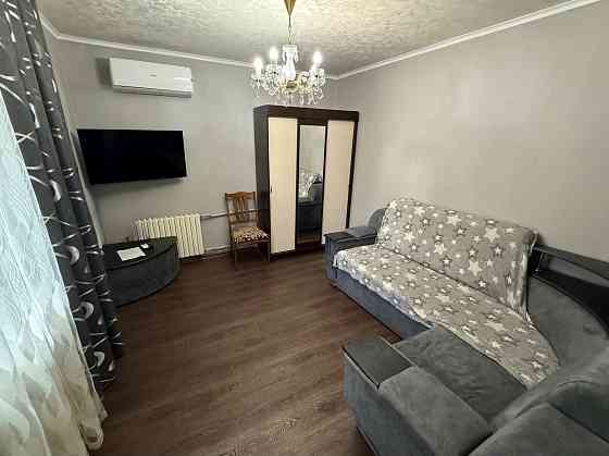 Сдам на длительный срок 2 комн.кв., 2/9 эт., 46 кв.м. - Макеевка, пос. шахты Бажанова Макеевка