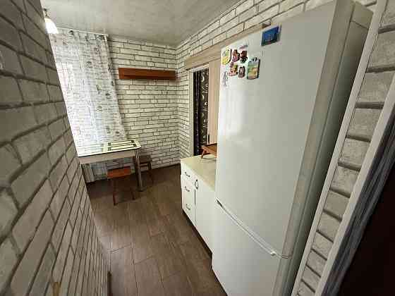 Сдам на длительный срок 2 комн.кв., 2/9 эт., 46 кв.м. - Макеевка, пос. шахты Бажанова Макеевка