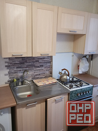 сдам 1-к.кв. посуточно Ленинский р-н Оцкб вода 24/7, 4500 рублей Донецк - изображение 2