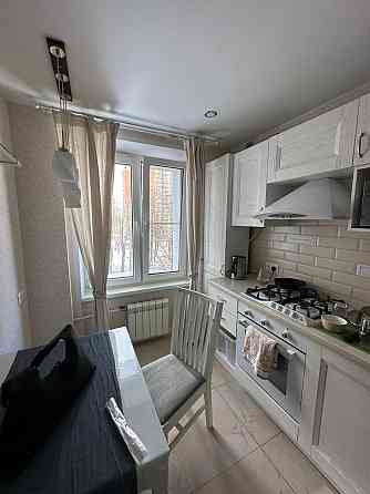 Сдаю однокомнатную квартиру 44.0 м² этаж 3/9 Калининский район, Проспект Дзержинского, обл гаи, улиц Донецк