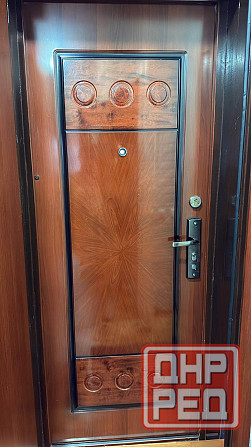 Продам двери. Снежное - изображение 2