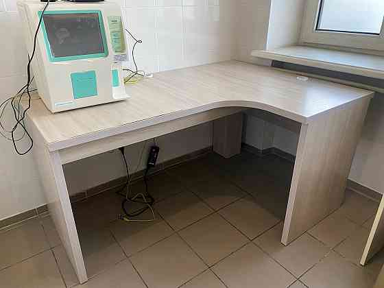 Стол угловой 4500 р. Донецк