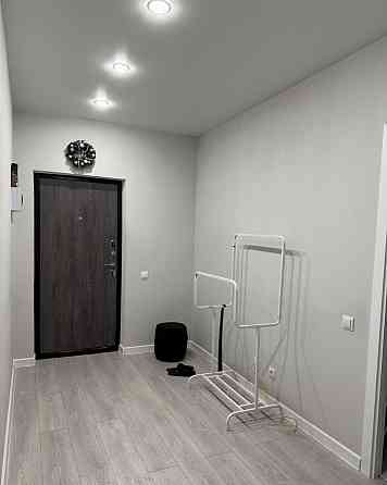 Сдaeтcя просторная однокомнaтная квaртиpa нa длитeльный сpок в Ворошиловском районе, ориентир просп Донецк