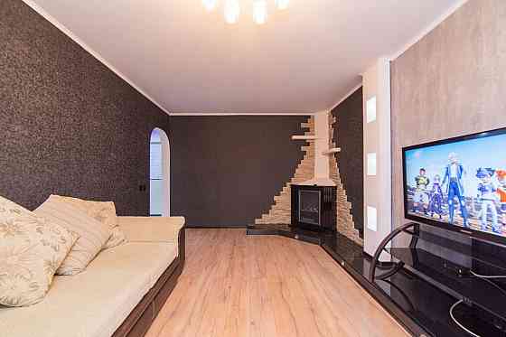 Сдаётся трёхкомнатная квартира на площади Буденного, Донецк Донецк