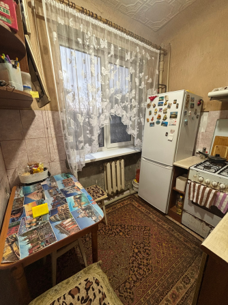 Продажа 2-х комнатной квартиры Город Макеевка,22-линия за детской больницей Макеевка