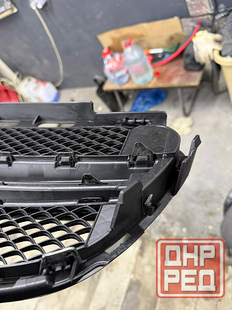 Решетка радиатора на Mercedes w212 Донецк - изображение 3