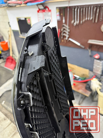 Решетка радиатора на Mercedes w212 Донецк - изображение 4