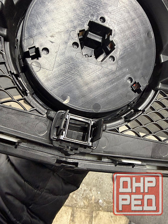 Решетка радиатора на Mercedes w212 Донецк - изображение 2