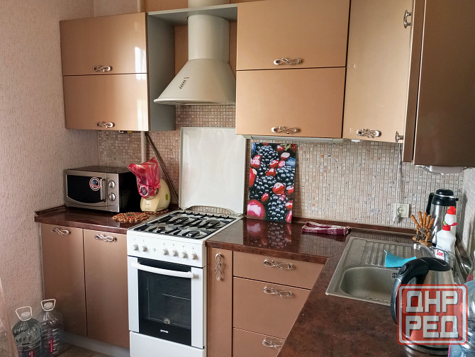 Продается 2 комнатная квартира Ворошиловский р-н Крытый рынок Донецк - изображение 2