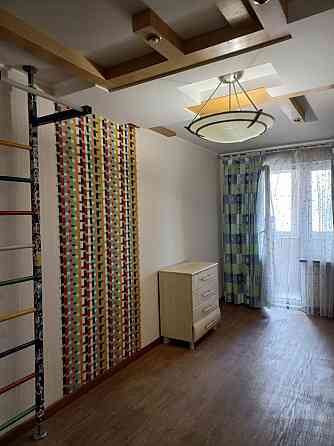 4-комн. кв., евро, Ленинский пр-кт, за "Обжорой" Донецк