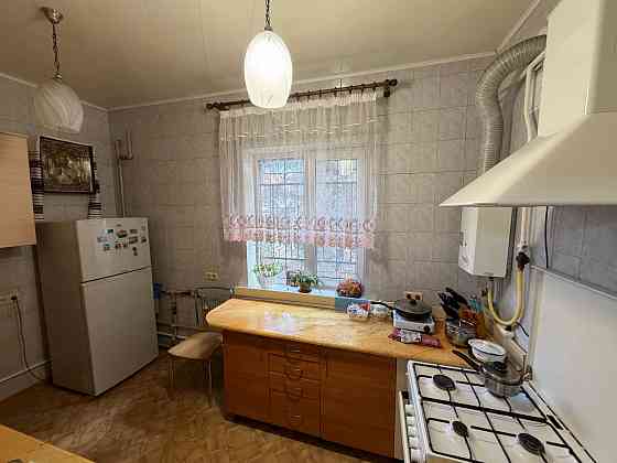 Продам жилой дом в 2-х уровнях, 250 м.кв., 10 соток - Макеевка, пос. шахты Бажанова Макеевка
