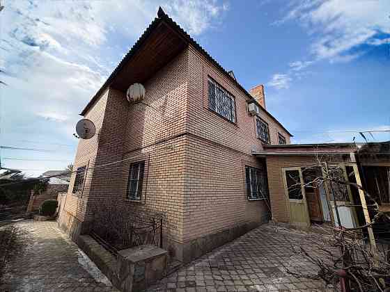 Продам жилой дом в 2-х уровнях, 250 м.кв., 10 соток - Макеевка, пос. шахты Бажанова Макеевка