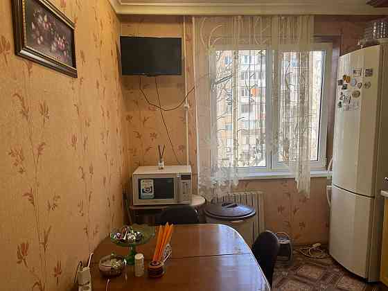 3-х комнатная квартира (пл. Бакинских Комиссаров). Хороший торг! Донецк