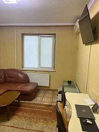 3-х комнатная квартира (пл. Бакинских Комиссаров). Хороший торг! Донецк