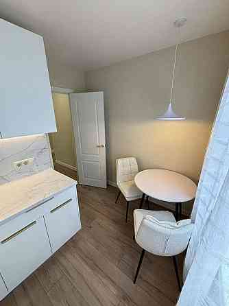 Донецк, Ворошиловский/Киевский район, ул. Университетская, Изумруд , 42к1 Крытый рынок Донецк