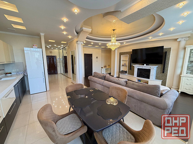 Продам 3к.кв. 107 м² светлую с ремонтом Панфилова Новострой Донецк - изображение 3