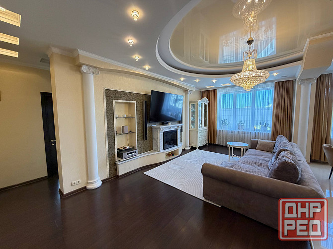 Продам 3к.кв. 107 м² светлую с ремонтом Панфилова Новострой Донецк - изображение 1