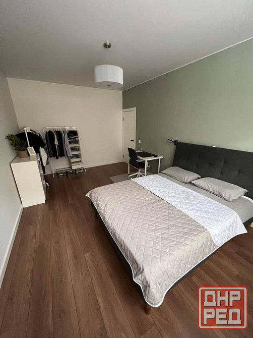 Сдаю двухкомнатную квартиру 56.0 м² этаж 1/5 город Донецк, Ворошиловский район, Щорса, Парк Кованых Донецк - изображение 2