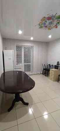 Сдаётся трёхкомнатная квартира на Золотом Кольце, Ворошиловский район Донецка Донецк