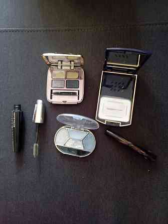 Тени, футляры для пудры, заколка Макеевка