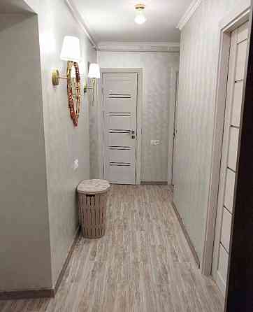 Сдаётся уютная трёхкомнатная квартира, район Ильичёвский в городе Мариуполь Мариуполь