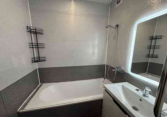 Сдаю однокомнатную квартиру 42.0 м² этаж 3/9 Калининский район, Медицинский Донецк