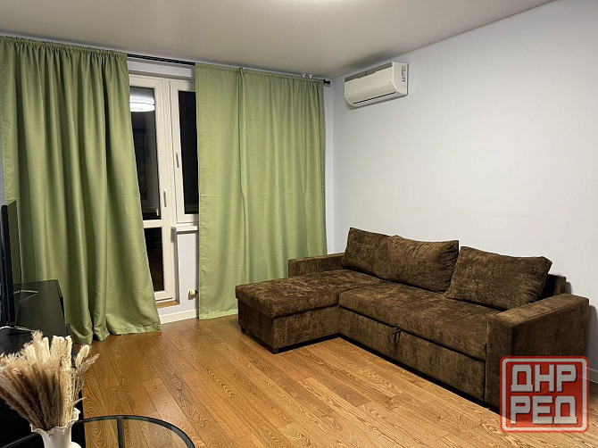 1-ка в Ворошиловском р-не, ул. Университетская, 7 Донецк - изображение 1