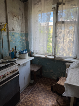 Продам 2-х Черёмушки. Макеевка