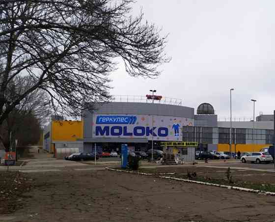 Продам 3-х комн в Ленинском районе Цирк, Молоко. Кирпичный дом. Документы готовы. Донецк