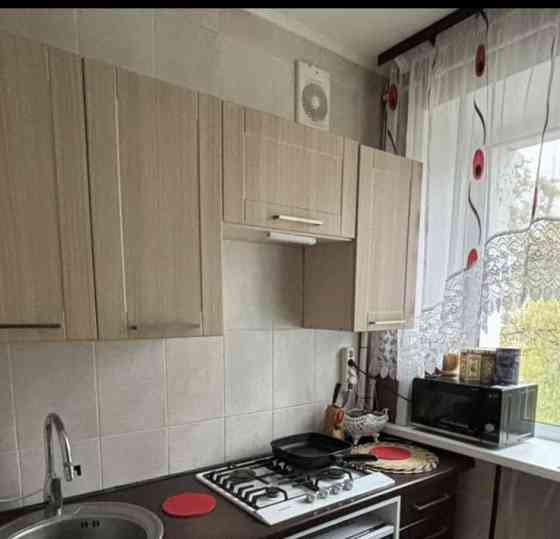 Сдаю двухкомнатную квартиру 52.0 м² этаж 3/5 город Донецк, проспект Мира, Школьный Бульвар Донецк