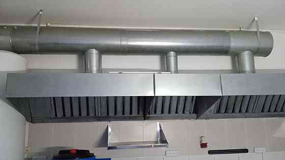 Холодильные витрины и Холодильник для производства Донецк