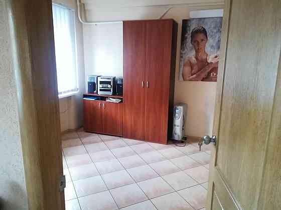 Продам готовый бизнес салон красоты в центре Петровки площадь Победы 50 м2 с оборудованием,мебелью Донецк