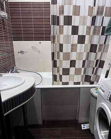 Сдаю двухкомнатную квартиру 64.0 м² этаж 3/9 Буденовский район, район Онкологии Донецк