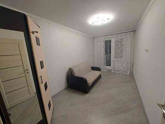 Сдаётся двухкомнатная квартира студия Донецк