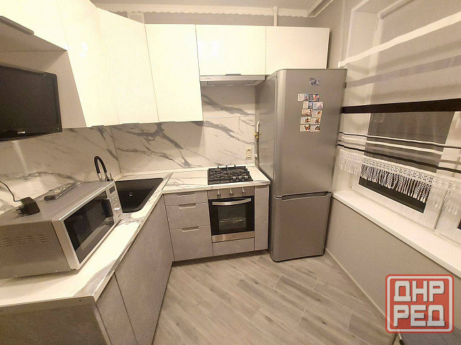 Сдаётся двухкомнатная квартира студия Донецк - изображение 1