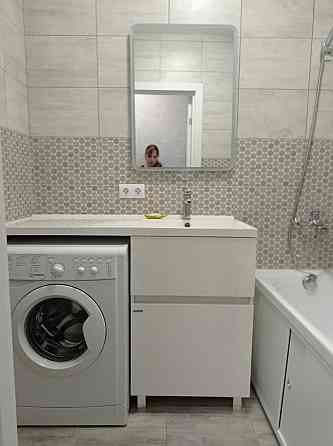 Сдается отличная двухкомнатная квартира с евроремонтом общая площадь 78. Тёплые полы. Донецк