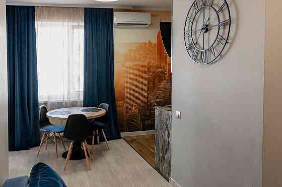 Сдается просторная, светлая, уютная евродвушка, квартира по адресу: пр-кт. Нахимова Мариуполь