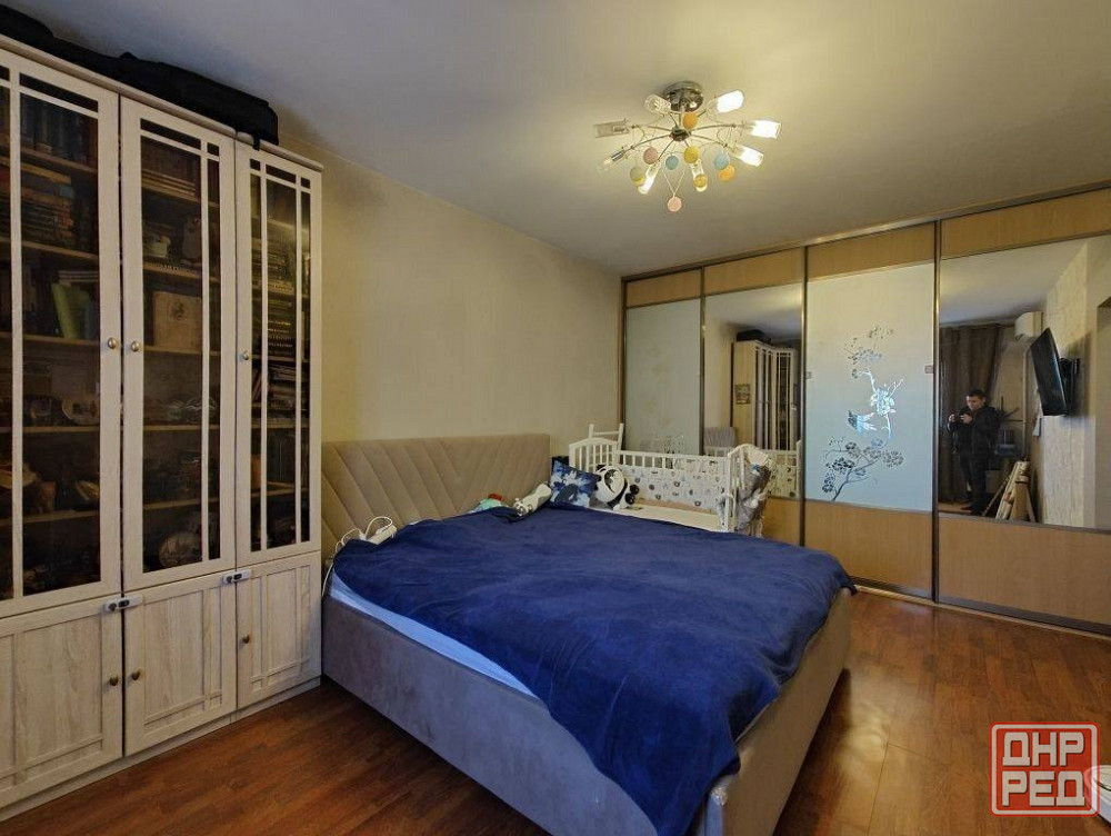 Сдаю однокомнатную квартиру 42.0 м² этаж 2/5 город Ленинский/Кировский район, Широкий Донецк - изображение 1