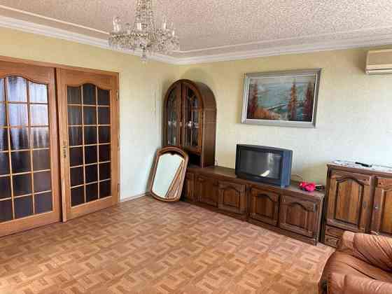 Продаю 4-х комнатную квартиру в Ворошиловском районе, ул. Артема Донецк