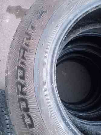 Продаю комплект летней резины 195 65 15 Донецк