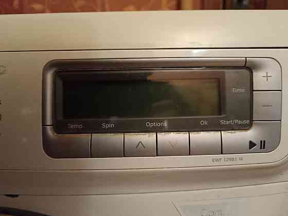 Стиральная машина Электролюкс на 7 килограм- рабочая. Донецк