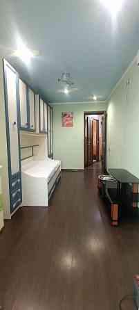 Продам 3-х комн в Ленинском р-не на Днепродзержинской. Ремонт. Мебель остаётся. Донецк