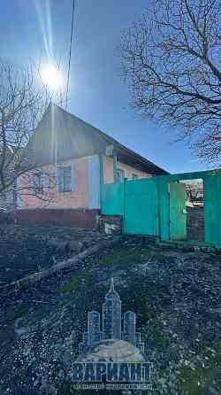 Продажа дома в г. Макеевка, Кировский р-н, пгт. Ясиновка-центр, ориентир родничек Зайцева Криница Макеевка