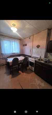продам 2 к.кв. ворошил. р.пл. ленина челюск. 5500 мил р. торг. Донецк