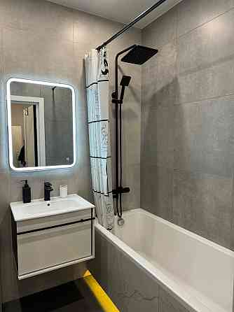 1-ка в центре города, Постышева, 129 Донецк