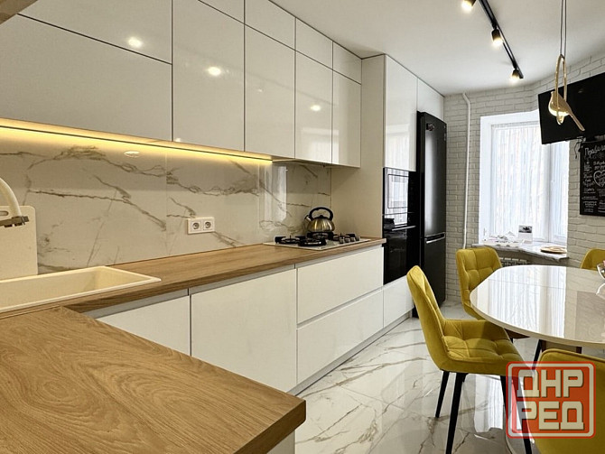 Сдаю 2 комнатную квартиру в Ворошиловском районе Донецк - изображение 2