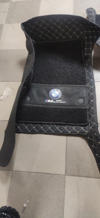 Продам коврики на BMW Макеевка