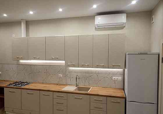 Сдаю двухкомнатную квартиру 56.0 м² город Донецк. Киевский район Донецк