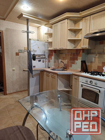 Продам 3ком с ремонтом мкр-н Зелёный Макеевка - изображение 1