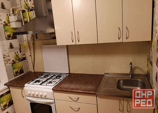 сдам квартиру на к7 Макеевка - изображение 1